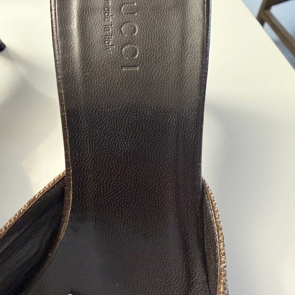 Gucci Brown GG Monogram Chain-Trim Mule Heels - Picture 2 of 3